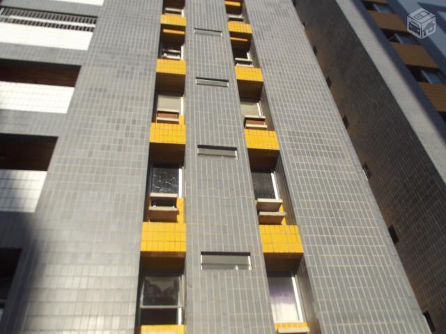 Apartamento de 105 m²,prédio com área de lazer