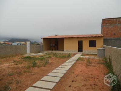 Casa com terreno inteiro 2qts,com suite ,churrasqu