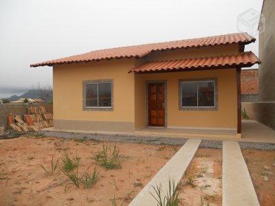 Casa com terreno inteiro 2qts,com suite ,churrasqu