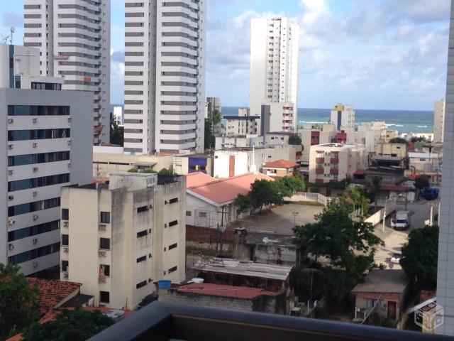 Apartamento em Candeias - Edf. Green Ville