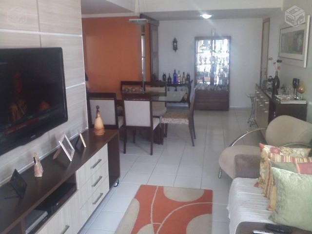 Lindo Apt,82Mts,3Qts,Piscina,Elevador,Vista p/Mar