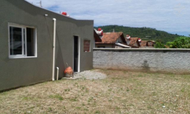 Casa com grande terreno no bairro Limeira, Brusque