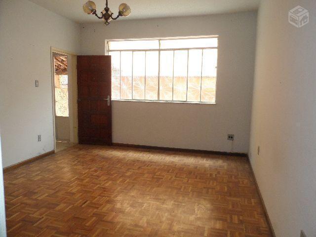 Apartamento terreo 2/4 em São Pedro proximo UFJF