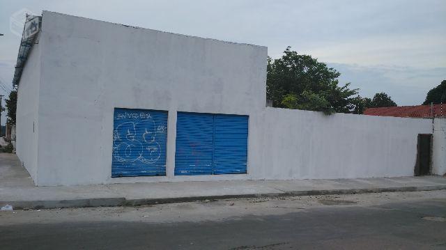 Galpão no Parque das Laranjeiras (esquina)