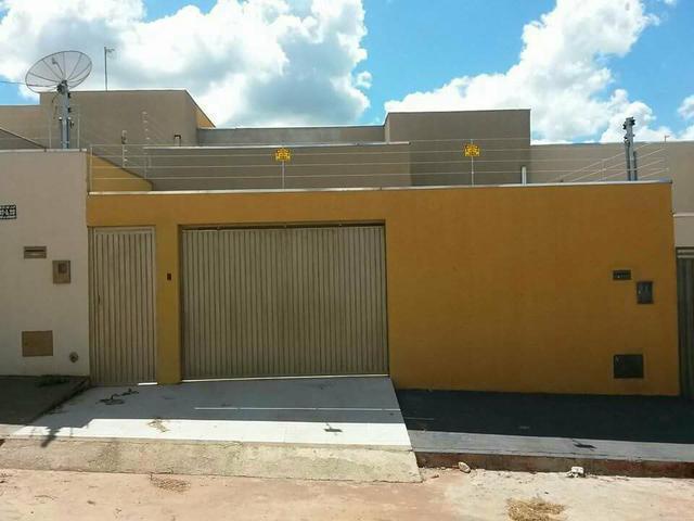 Vende-se uma casa trata 62 9138 5236 bairro flor do cerrado anapolis