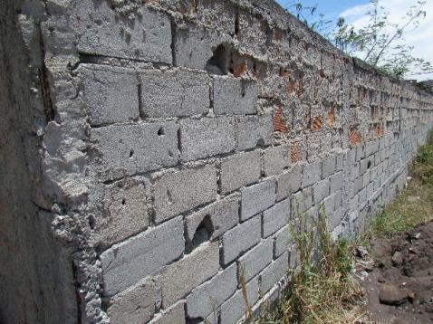 A crise me pegou.Terreno Jardim Esperança