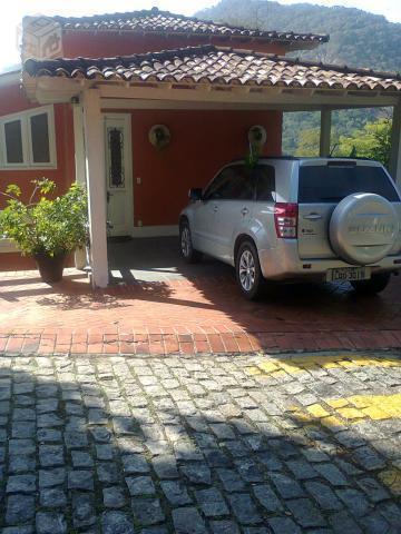 Excelente casa em condominio fechado de 4 quartos