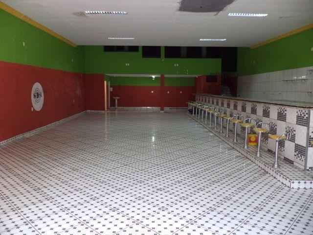 Salão 230m2 na Av. Atlântica px.Extra p/ Entretenimento Alimentos Automotivos Serviços