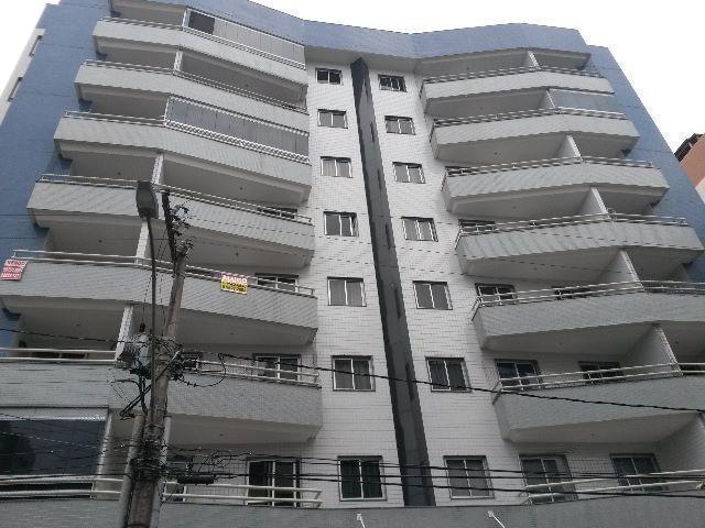 Apartamento 2 quartos com suite, em Jardim Camburi pertinho do restaurante Coronel Picanha