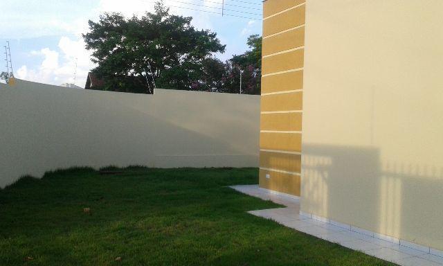 Casa próxima ao Shopping Catuaí