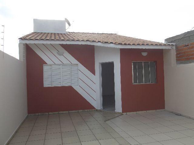 Casa 2 dormitórios - Residencial Villa Amato