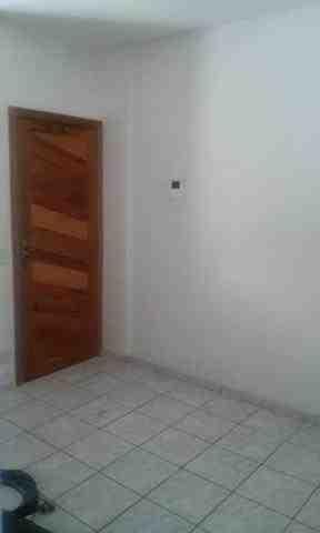 Apartamento 2Q em carapina 75 mil c/.escrtitura