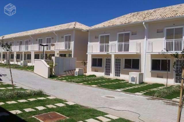 Condomínio Fiore Residencial - Casa Duplex, 2 qts e suíte (Campo Grande-RJ)