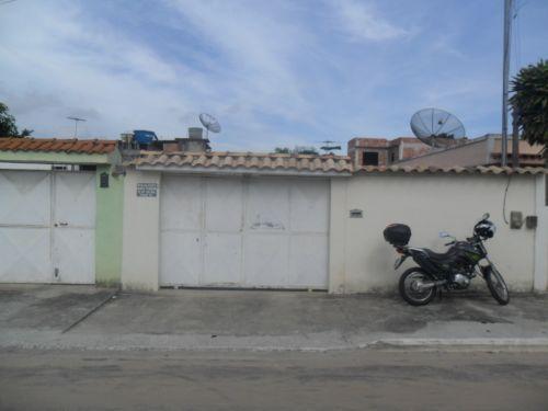 Casa, 2 Qts - Vista Alegre (com Quintal)