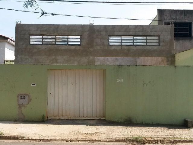 Locação de Barracão com casa de fundos no Jardim Santana (Cidade Judiciária)
