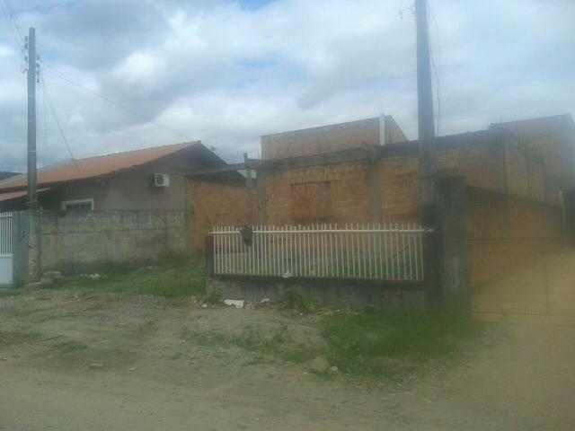 Terreno com casa inacabada no Estevão de Matos