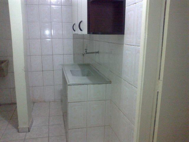 Apartº 3q suite 2 wc 1.500,00 incluso agua/luz