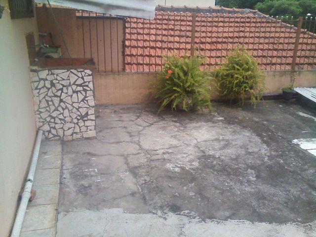Casa 02 comodos ( Jaguaribe ) com quintal privativo