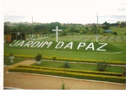 Jazigo de 3 gaveta no cemiterio jardim da paz