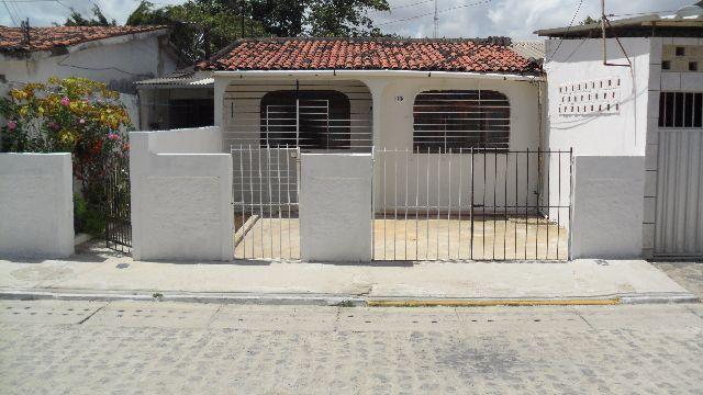 Linda Casa em Jardim Brasil II, 2 quartos, Nascente, rua Calçada, 1 vaga de Garagem