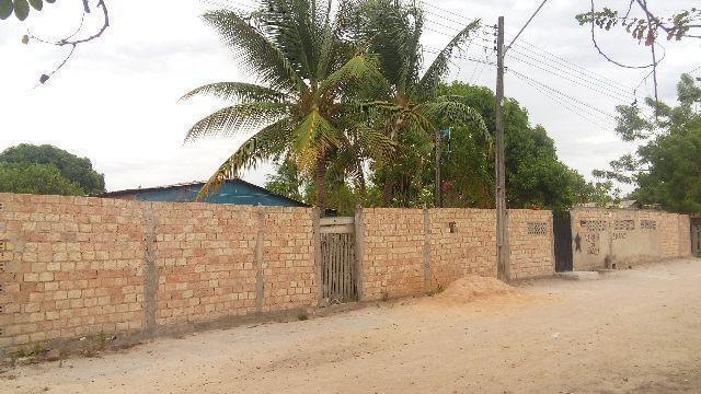 Terreno com casa