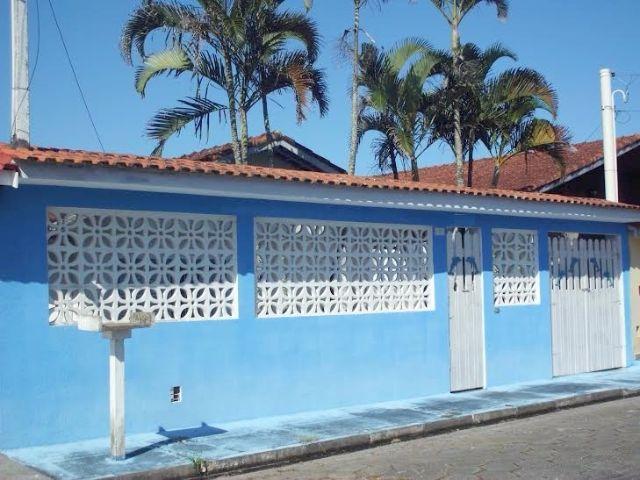 Casa térrea na praia de Suarão Itanhaem