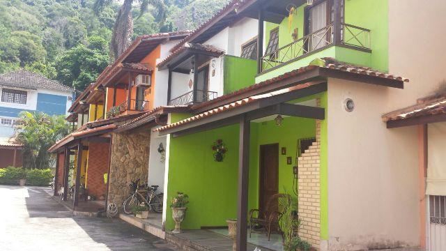 Linda casa duplex pertinho do Centro Olímpico, alta valorização