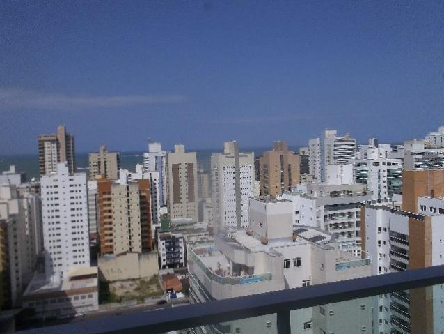 Apartamento na Praia da Costa de 105m², 03 qts c/ suíte, 02 vagas