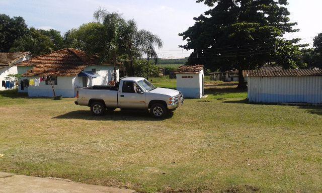 Sítio em Anhembi com 2.500 pés de laranjas formados