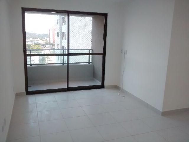 Apartamento no Cond. Pq.Cidade Jardim 92 m², Capim Macio, 3 dorms. c/ suíte