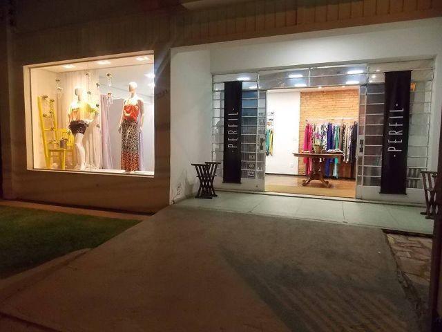 Passo excelente ponto de loja de moda feminina no bairro Santa Tereza