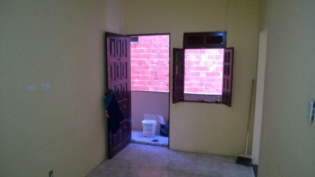 Casa para casal sem filhos ou solteira (o)