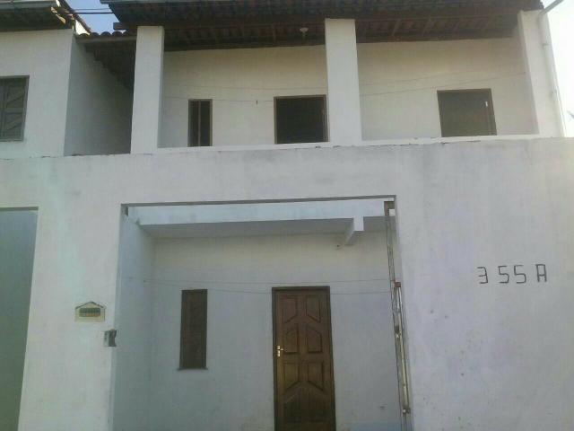 Aluga se uma casa