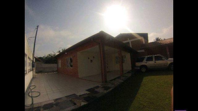 Casa com Terrenão em Bairro nobre em Caraguá,Praia do Indaiá 300 mts da Praia