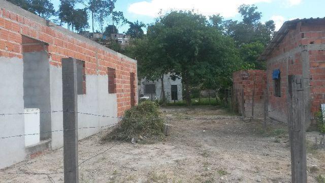 Vende-se Terreno com casa em construção/Fazendinha 2 invasão