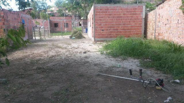 Vende-se Terreno com casa em construção/Fazendinha 2 invasão