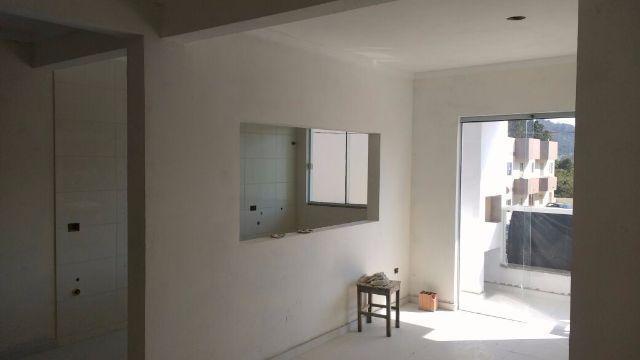 Apartamento com 3 domitórios, nos Ingleses Whats 48.9675 8946