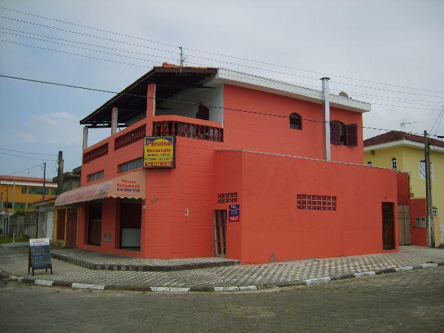 Ótimo Sobrado c/Apartamento e Salão p/Restaurante/Padaria no Litoral Sul/Frente a Praia