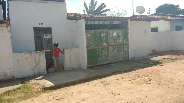 2 casas no Henrique equelmam baratinhas