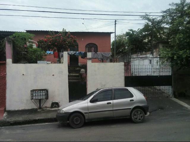 Terreno com duas casas no bairro da paz, ótima localização