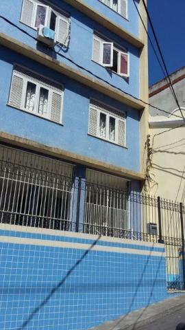 Apartamento 1/4 reformado, arejado e com área de serviço - Condomínio e IPTU inclusos