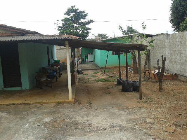 Casa 3 quartos com barracão no fundo - Vila João Vaz