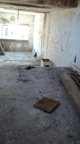 Lage do pavimento do 2 andar todo ideal para fazer apartamento r$ 38.000