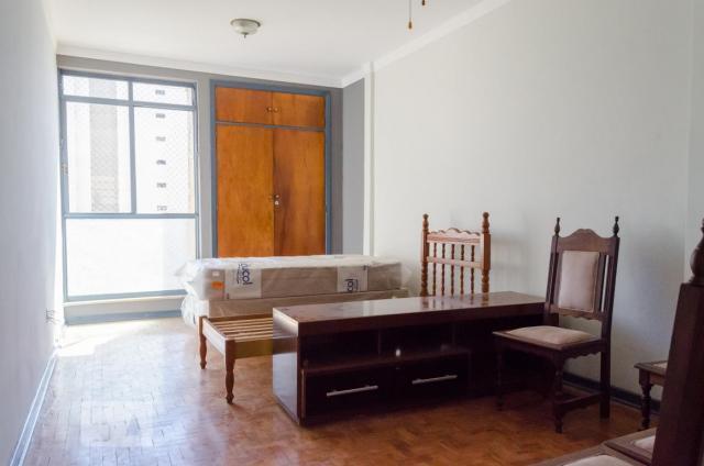 APARTAMENTO no 9º andar com 1 dormitório