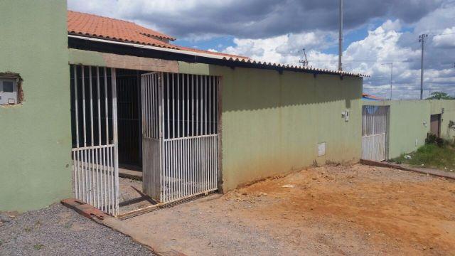 Ágio casa 3 qtos individual 200m2 setor 11 prestação 580.00 3 anos já pagos