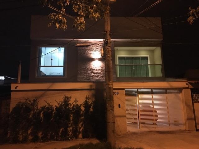 Casa 4 quartos (1 suíte com closet) - Jardim América