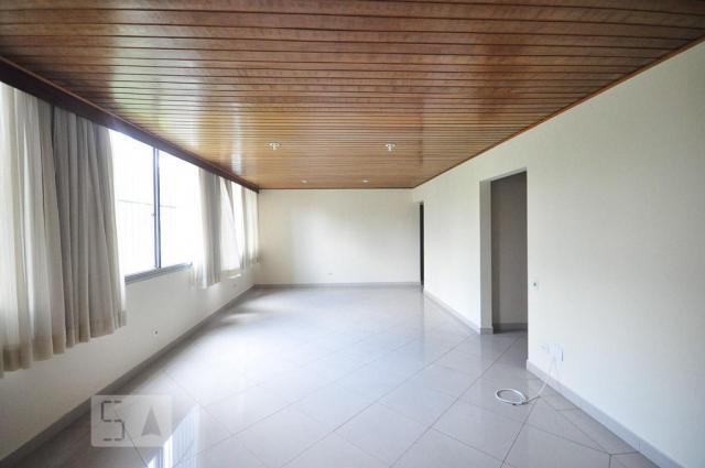 APARTAMENTO no 10º andar mobiliado com 3 dormitórios e 2 garagens