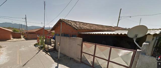 Casa em itaguai longe de comunidade
