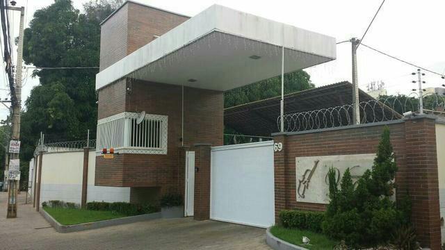 Excelente casa duplex em condomínio na cohama