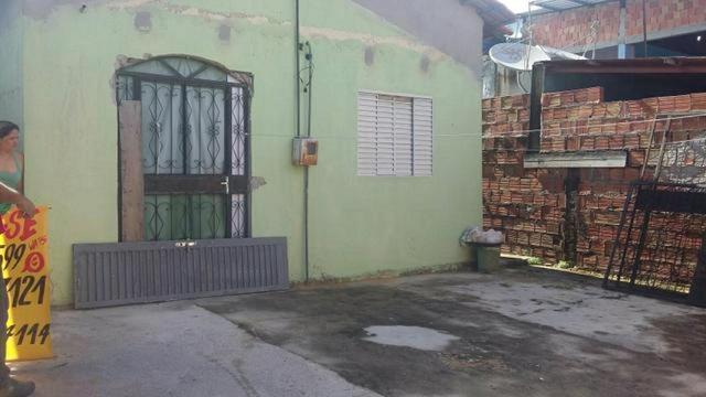Ótima casa na av.Nepal - Agora pra Vender !!!!!